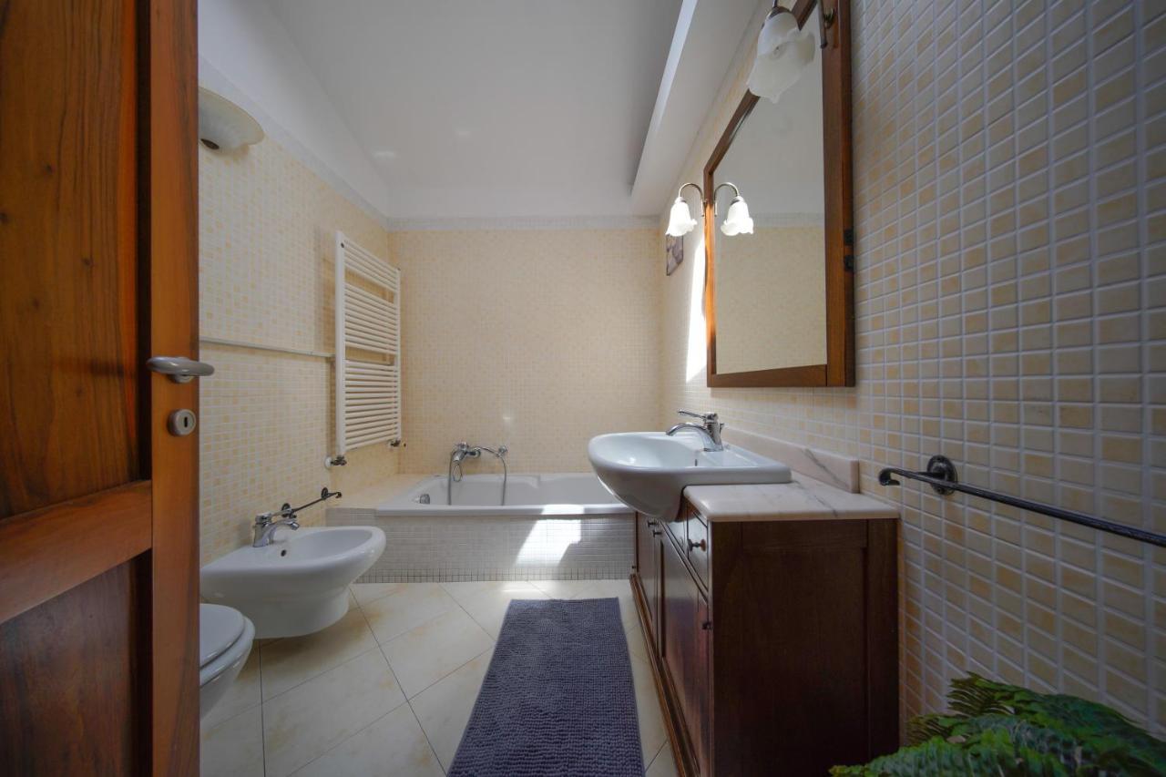 Chez Barnie Favoloso Appartamento Privato In Villa A 800Mt Ingresso Fiera Rimini Exterior photo